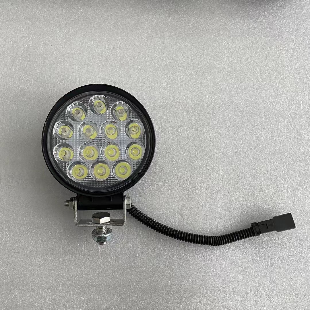 https://image.jumitop.cn/www.guanghao-machinery.com/2025/07/30/image_folder/LED灯 (5)_2TSG52zc.jpg